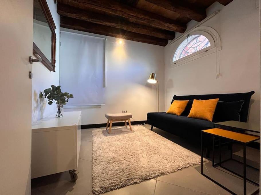 Accogliente Mini Super Venice
