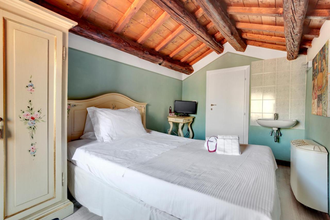 Ca' Riza 2* Venice