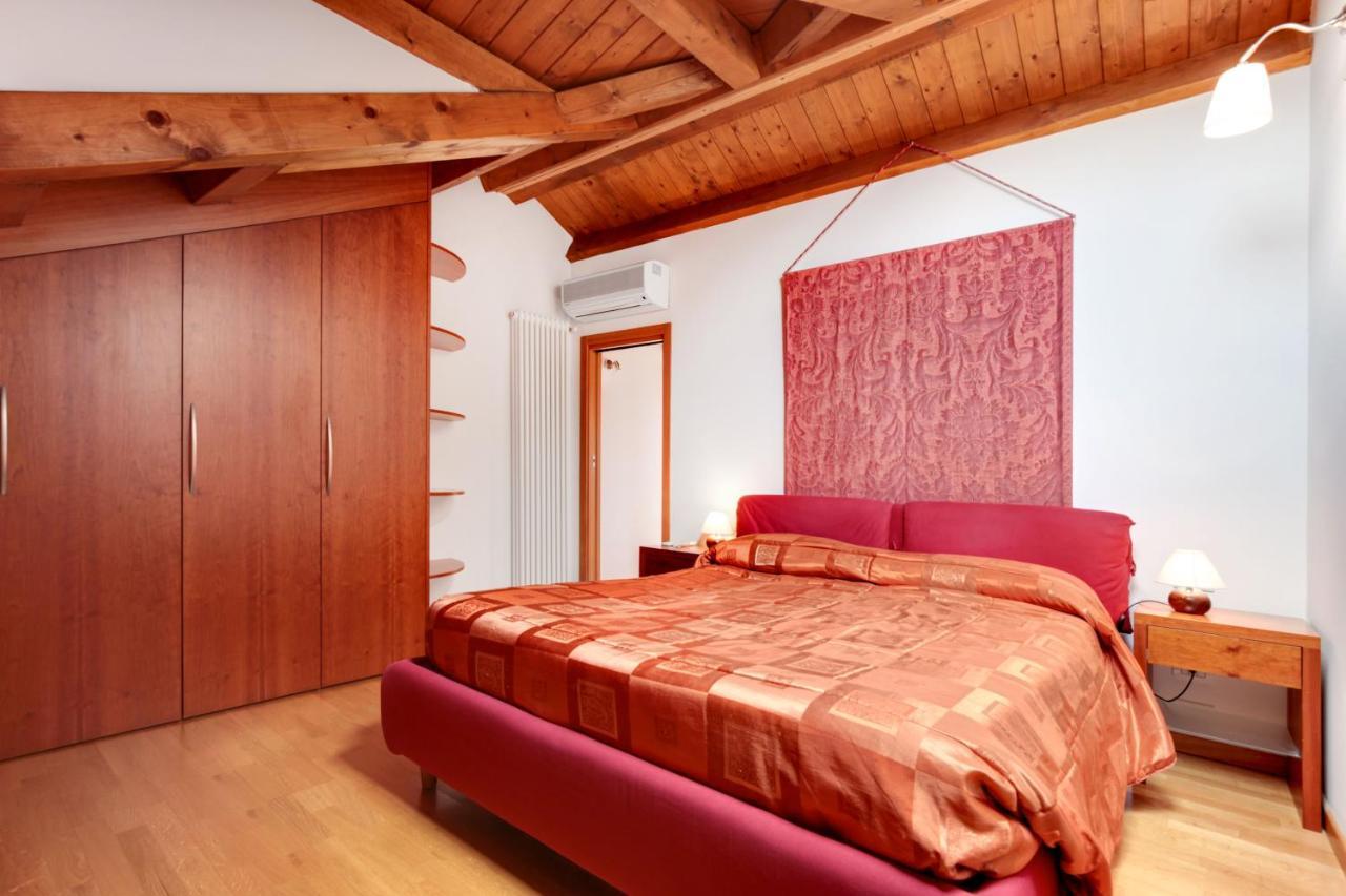 Apartment Little Canal 14