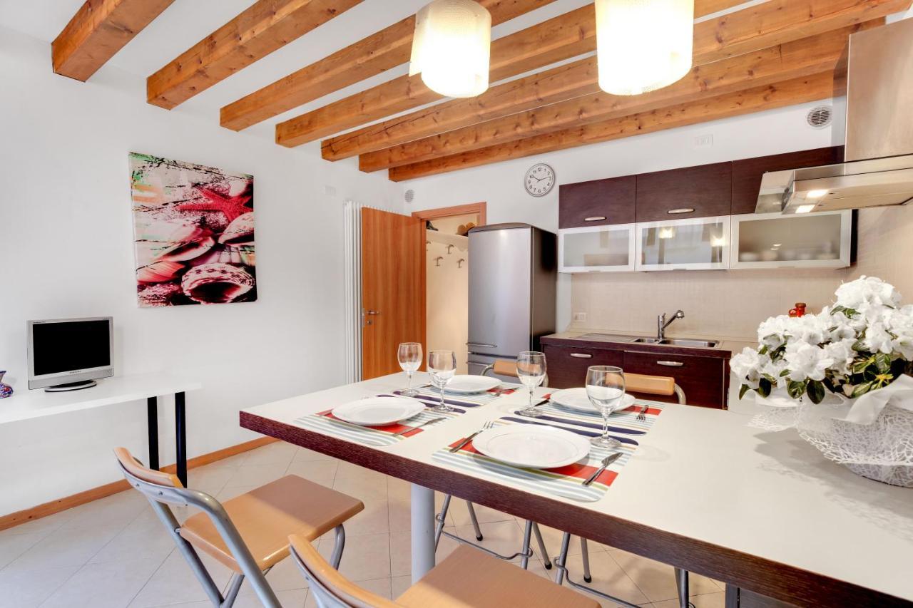 Apartment Little Canal 14