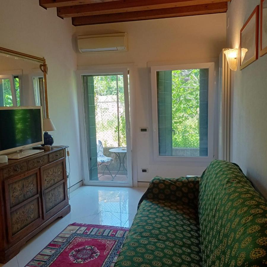 Beatiful Modern Flat Centre With Private Lounge Area Relax *