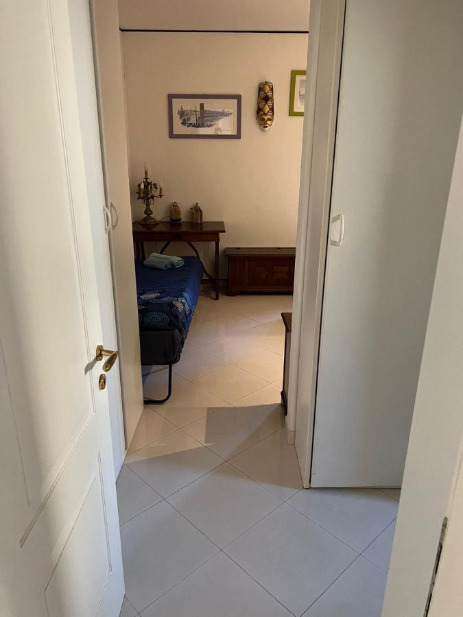 Beatiful Modern Flat Centre With Private Lounge Area Relax *