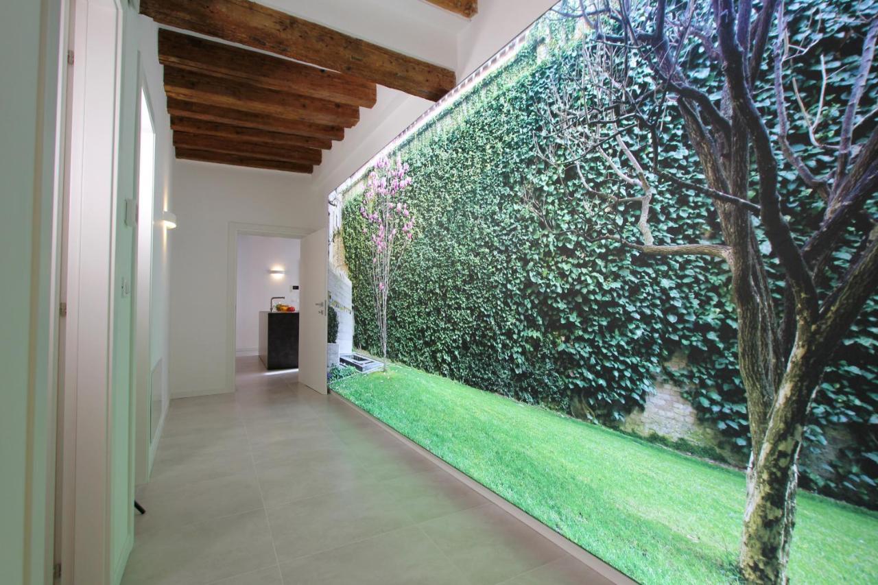 Modern Art Apartment