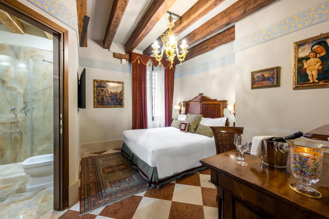 Palazzo Priuli 4* Venice