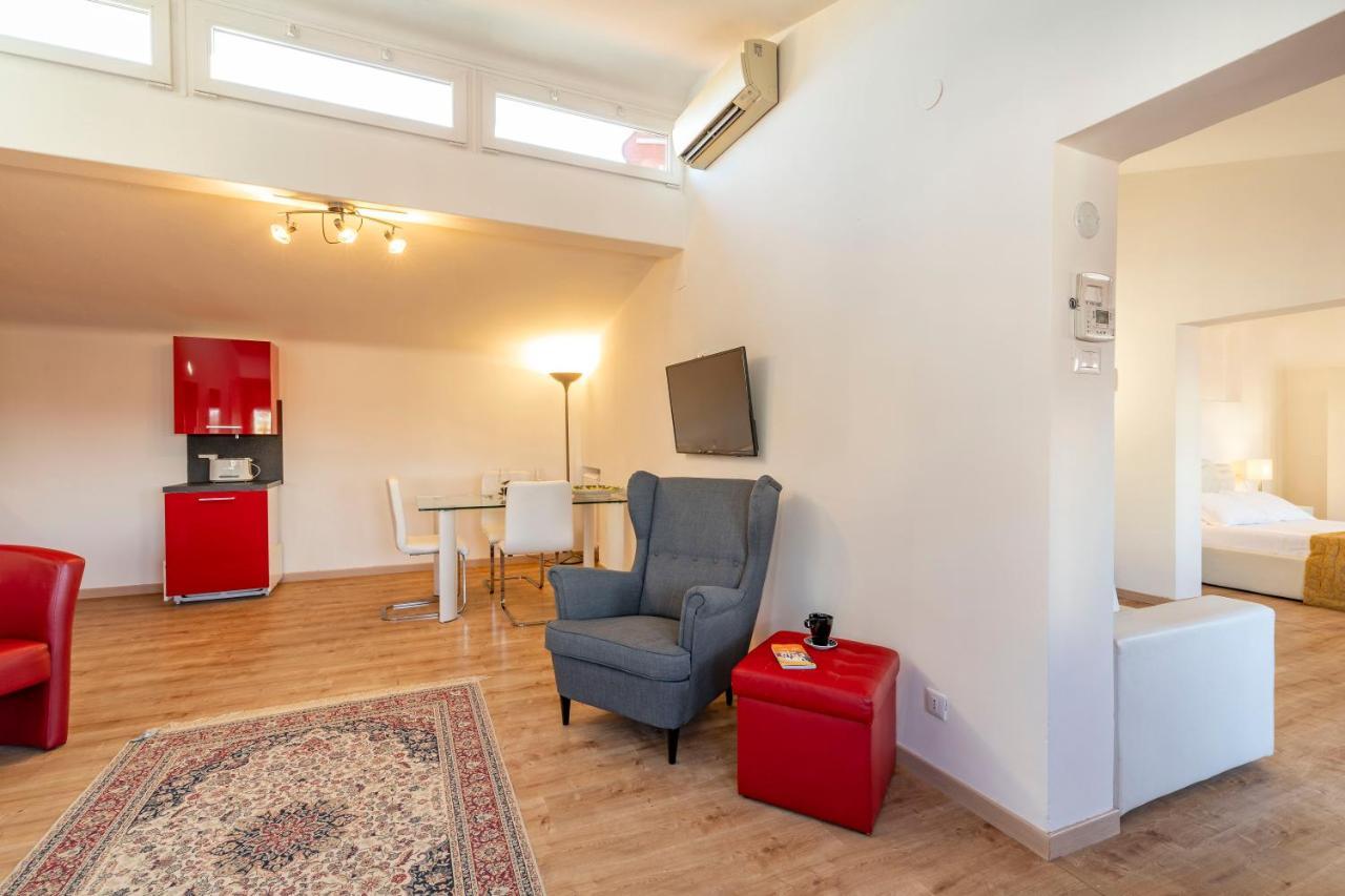 Ca' Dei Carmini Apartment *