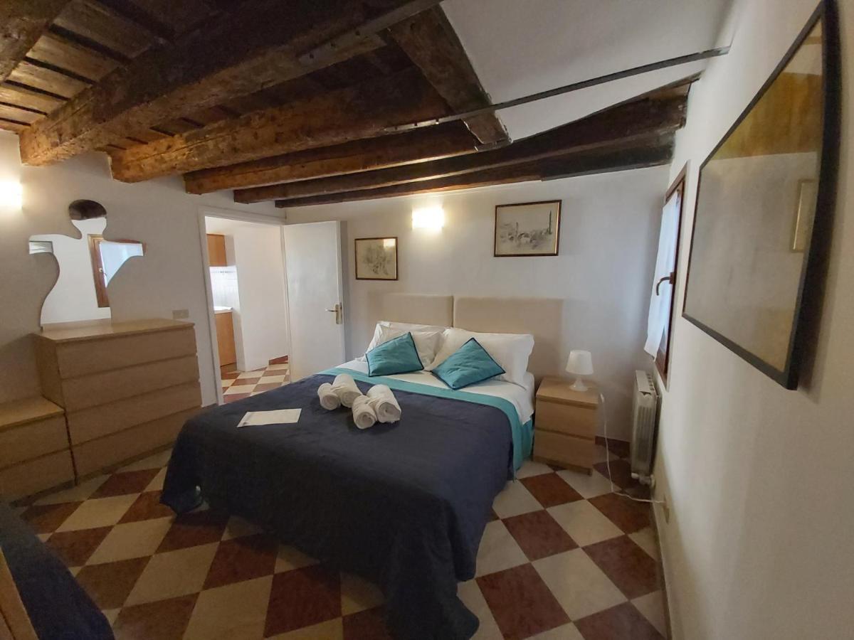 Veneziacentopercento Nicoli Venice