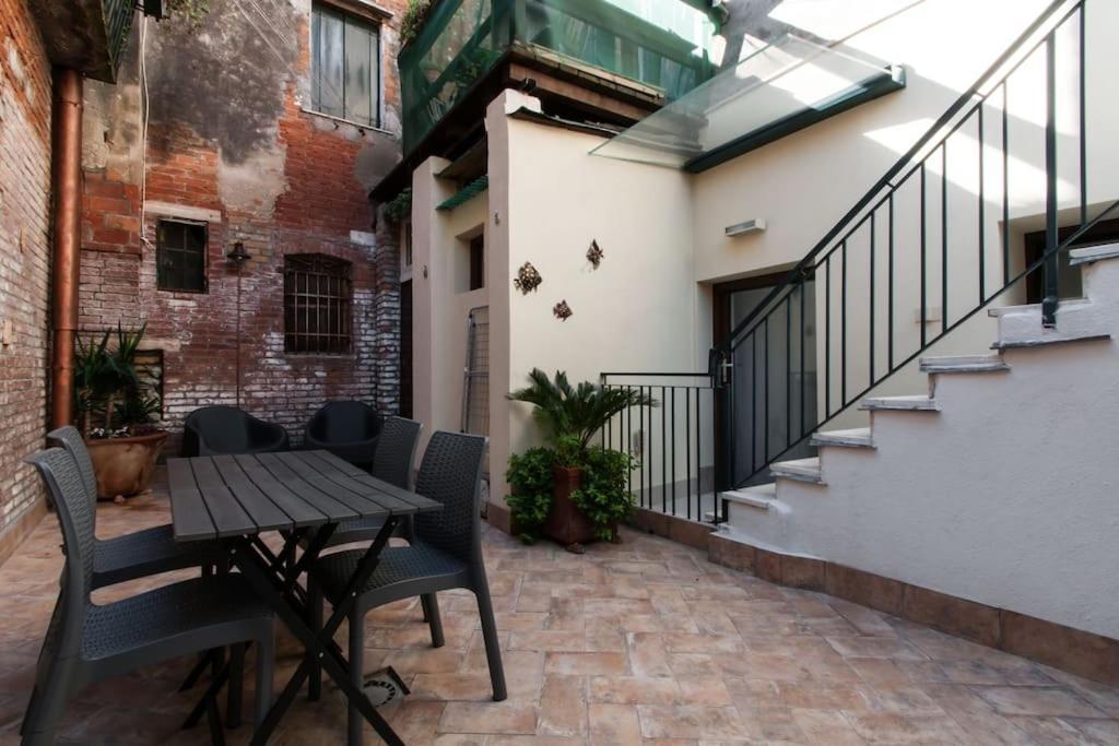 Apartment Ca'mariagrazia Flat In With Private Patio *