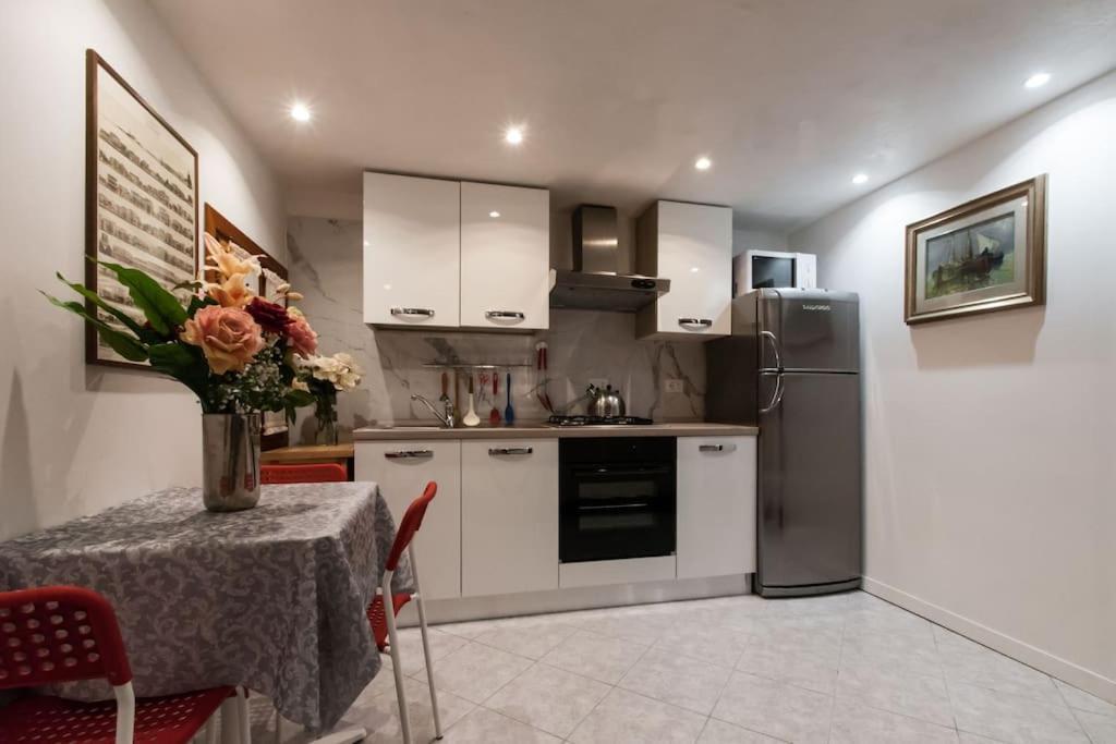 Apartment Ca'mariagrazia Flat In With Private Patio *