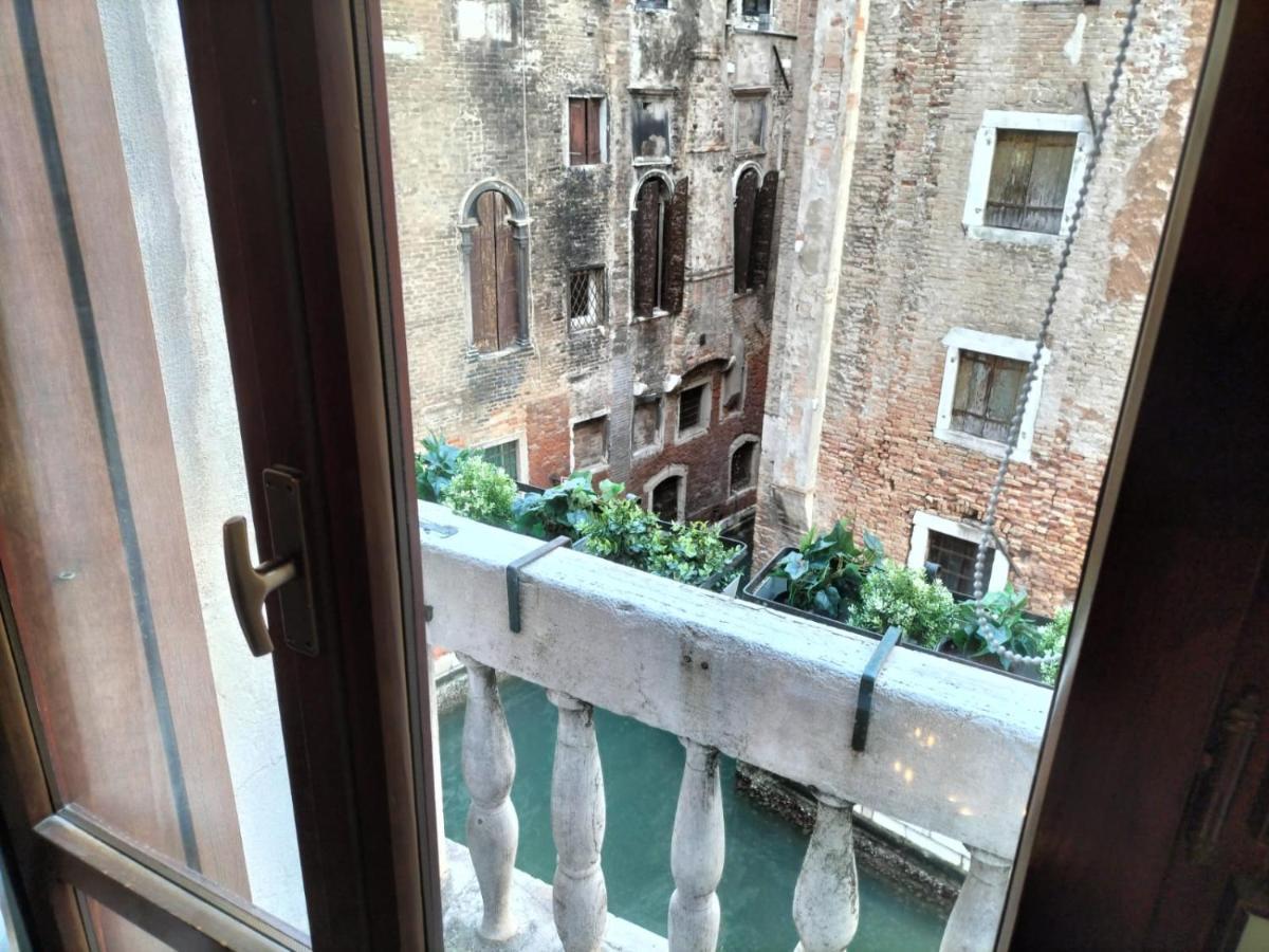 Luxury Near Rialto Bridge Apartment Venice