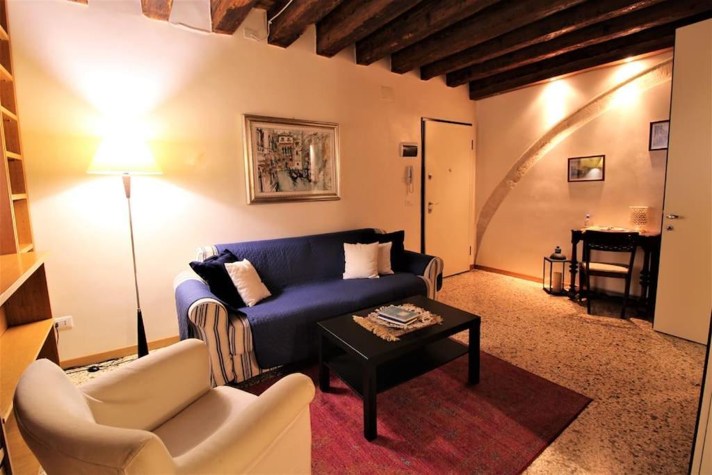 San Marco Charming With Canal View Appartamento