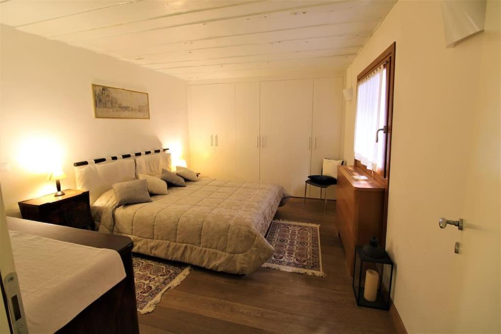 Appartamento San Marco Charming With Canal View Venezia