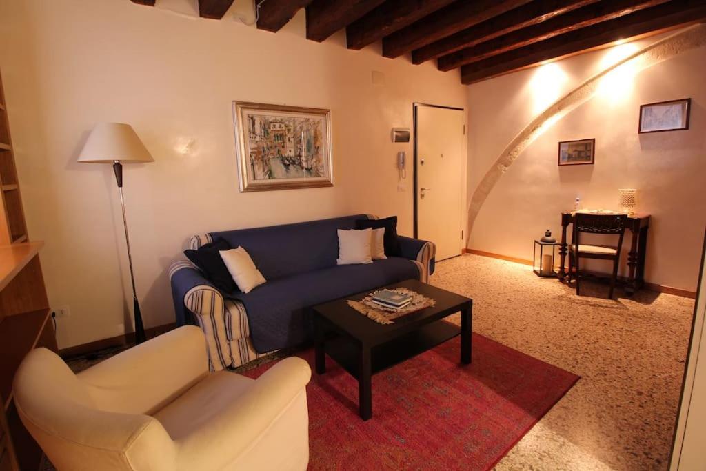 San Marco Charming With Canal View Appartamento