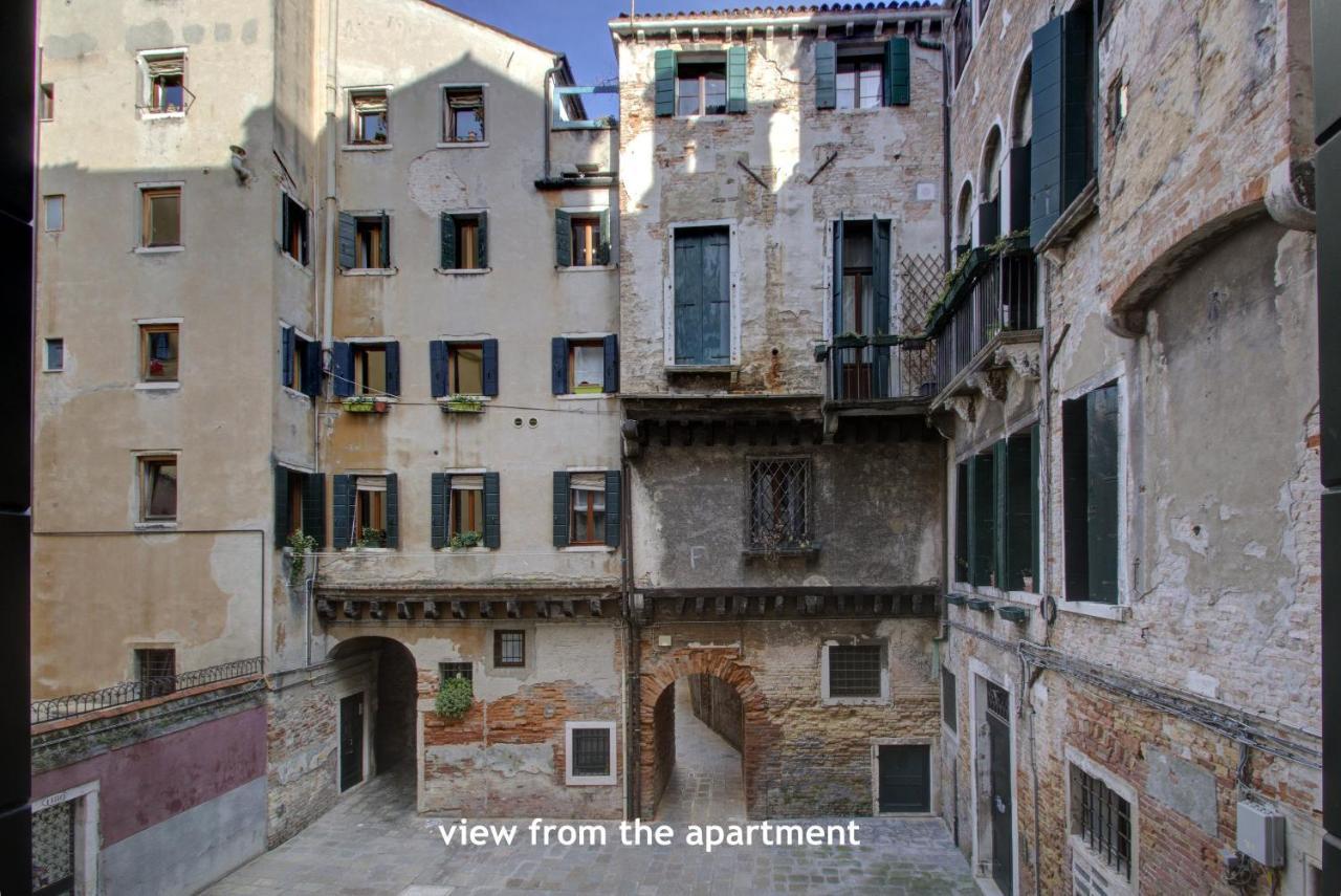 Rialto~orio * Venice