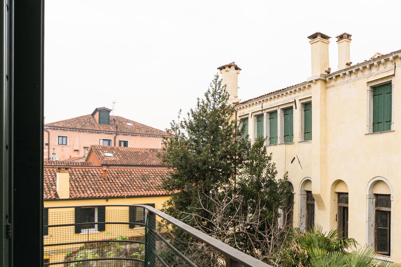 Ca' Degli Antichi Giardini 2*