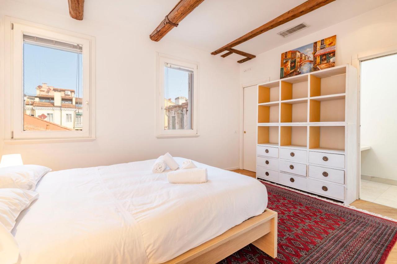 Apartment St. Mark Ca' Algi -apartment With Beautiful Roof Terrace Venice