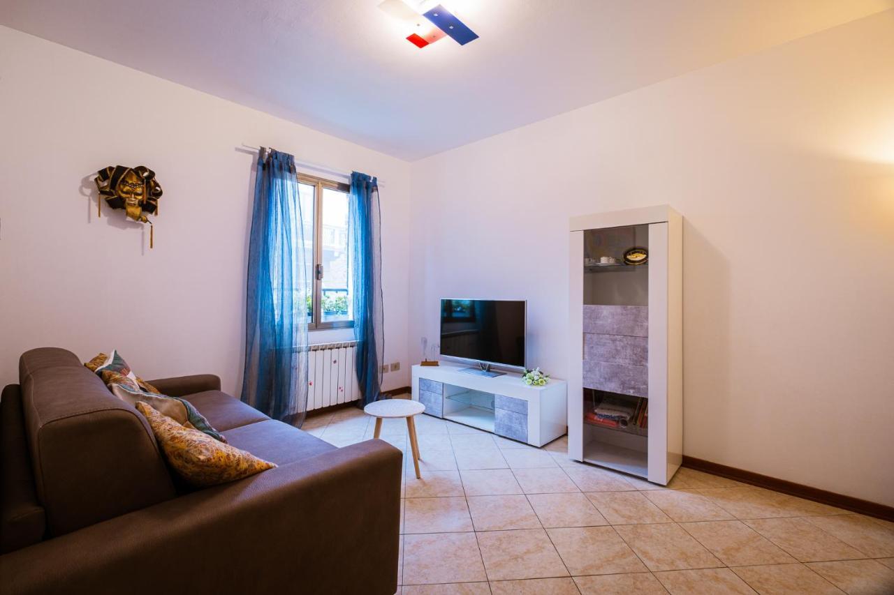 Apartamento With Canal View In A Quiet Neighbourhood