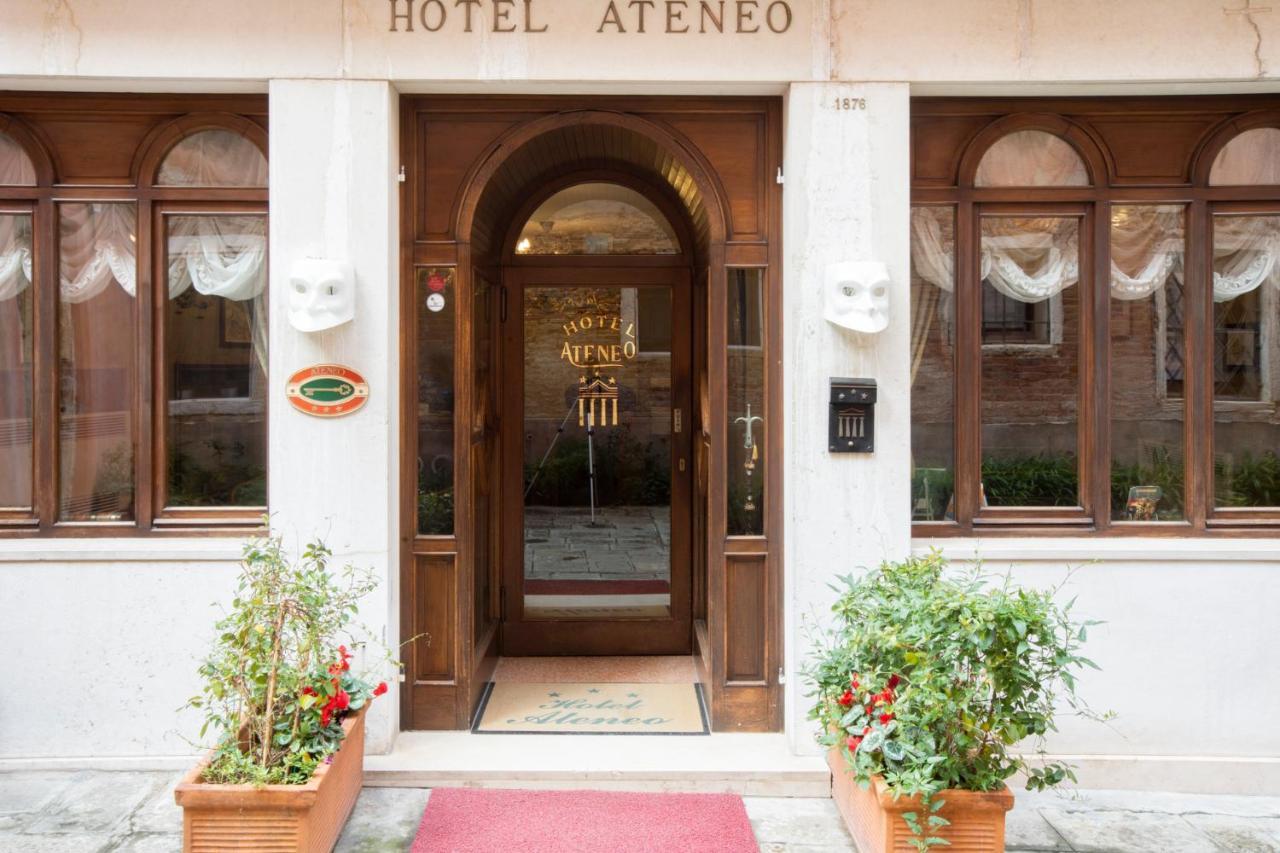 Hotel Ateneo 3*