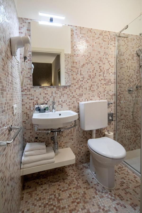 Hotel Alle Guglie Boutique 3*