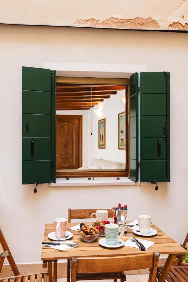 Apartment Ca Giardini In Biennale By Bricola *