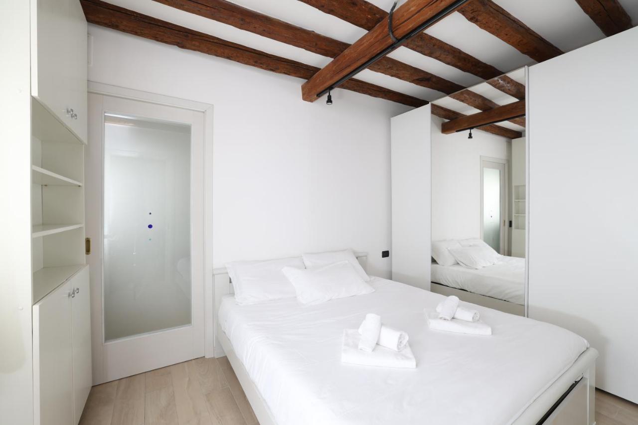 Apartment Ca Giardini In Biennale By Bricola