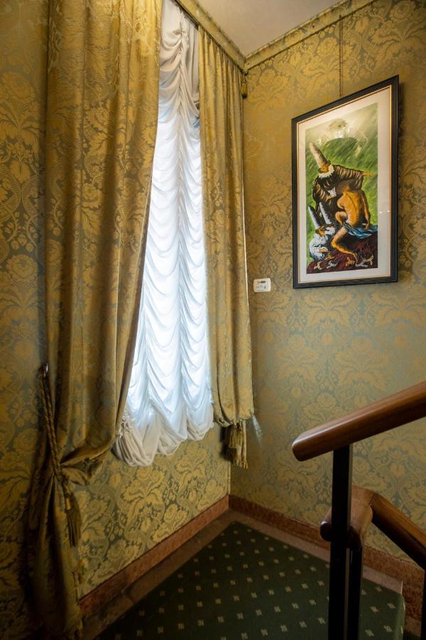 Hotel Ateneo 3*