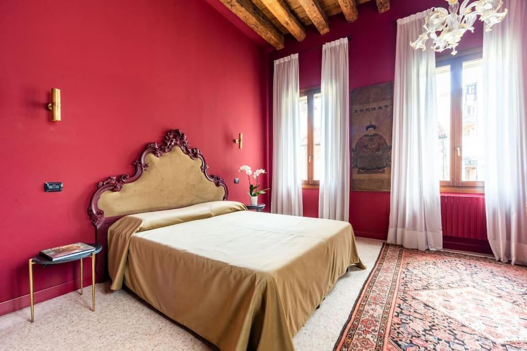 Ca Regina Panada - Passion On The Canal Apartment
