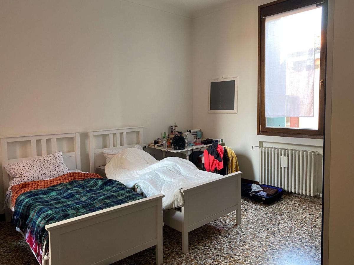 Apartamento Al Centro Di 6 Posti Letto Veneza