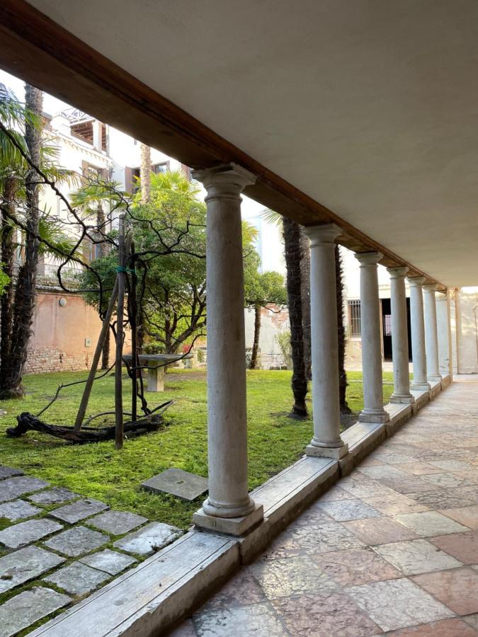 Apartment In A Lovely Garden Biennale Flat *