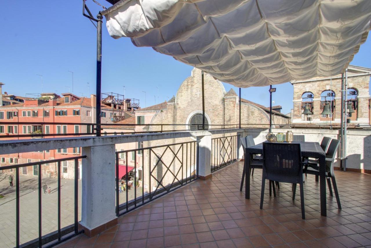 Basilica-terrace