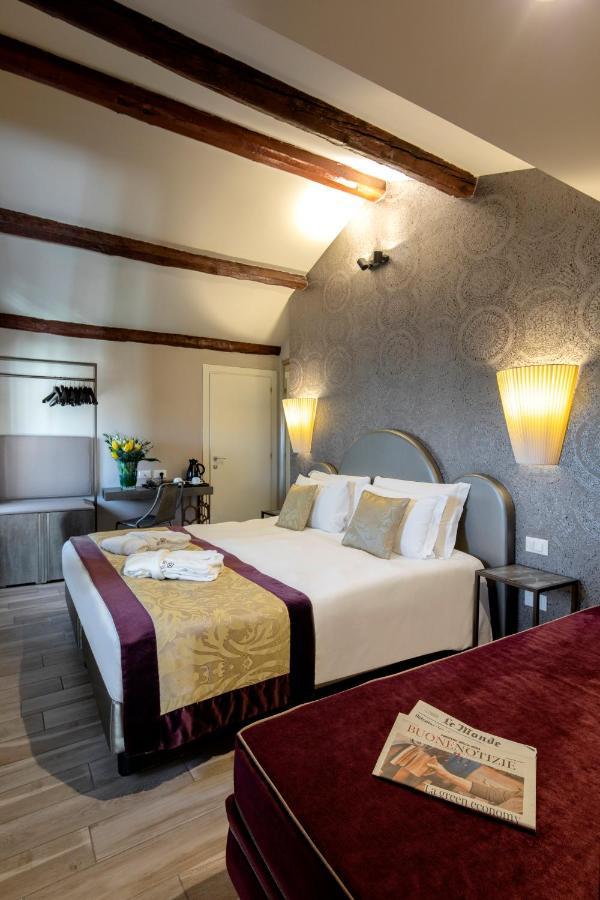 Alle Guglie Boutique Hotel 3*