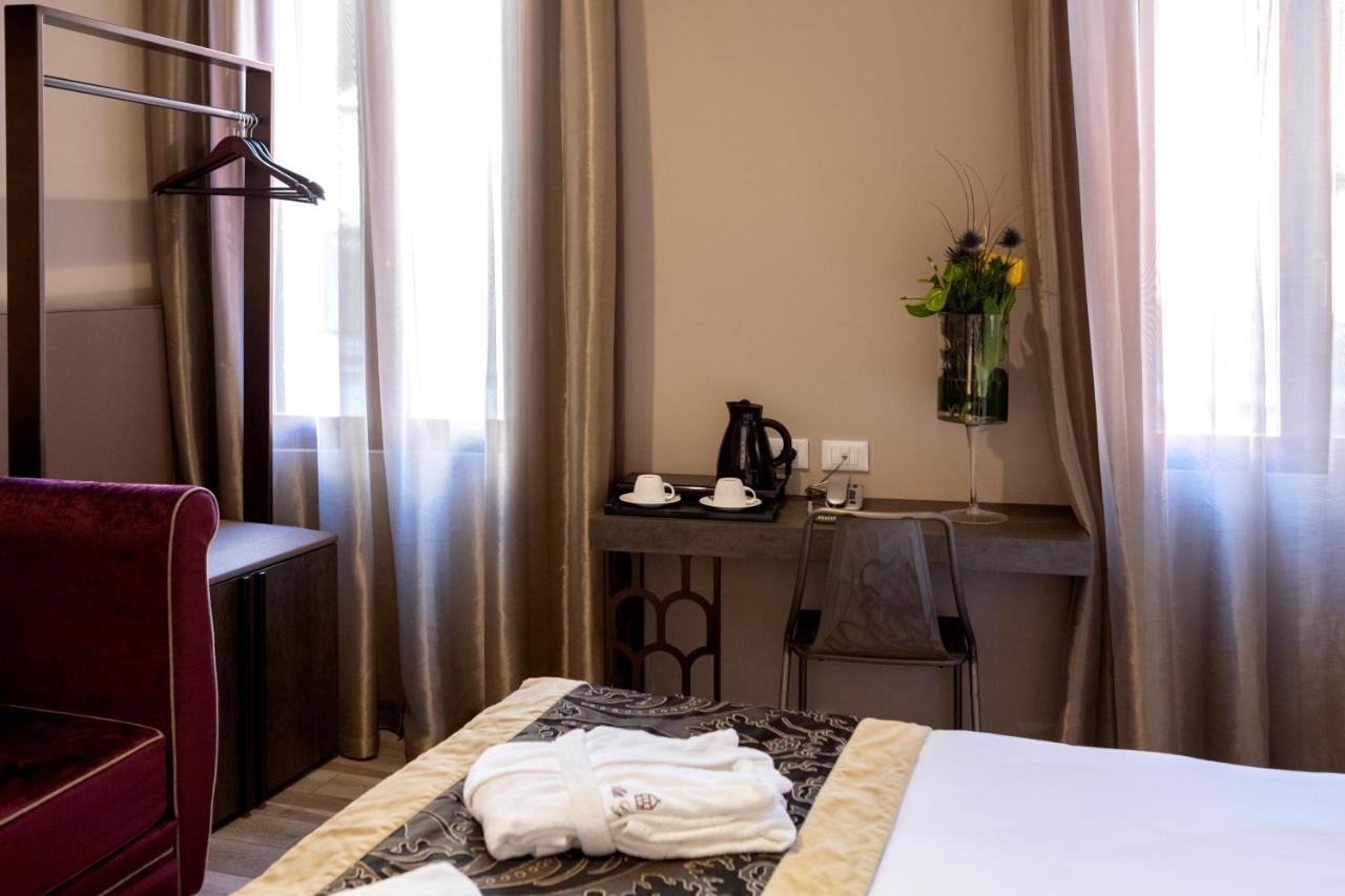 Hotel Alle Guglie Boutique 3*