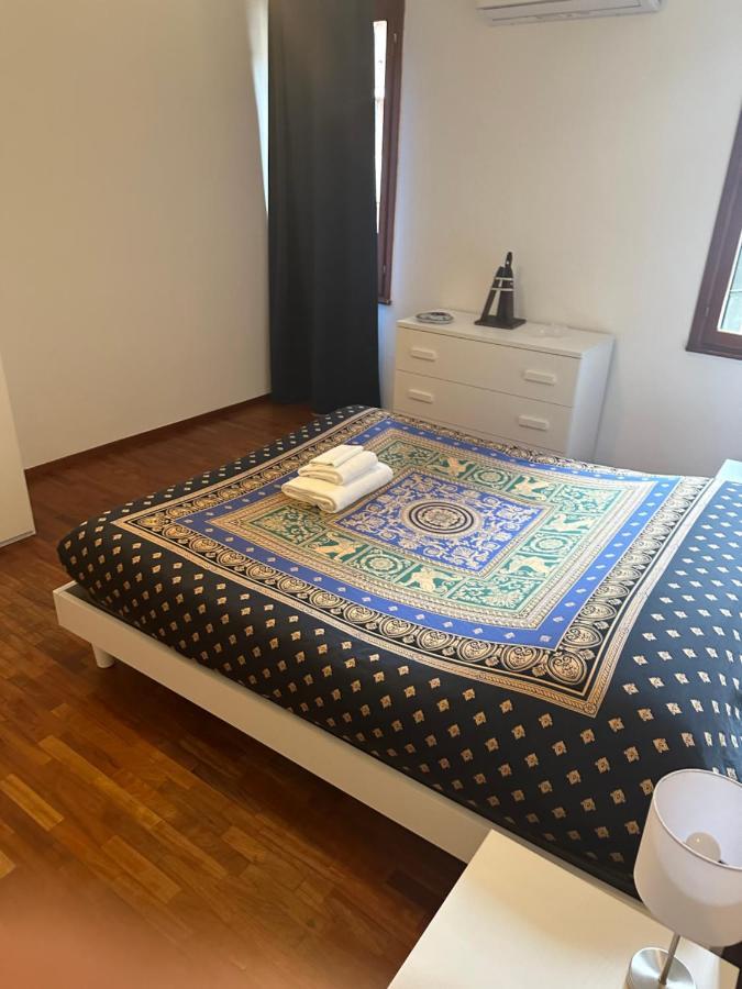 Santa Maria Del Giglio Apartment