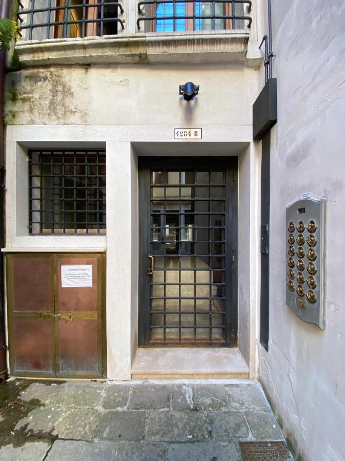 Friari Suite-luxury Apt. Close To Rialto Bridge * Venice