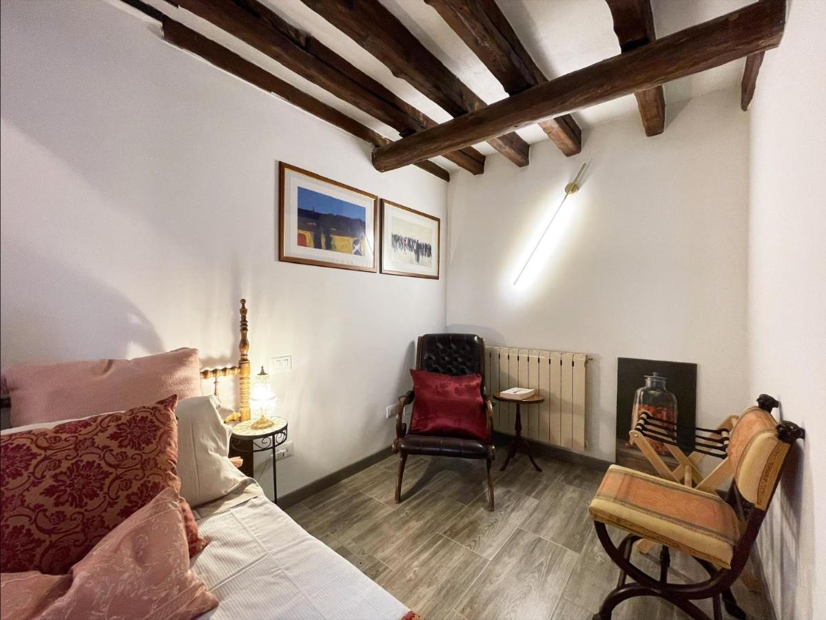 Apartment Casa Furlani Ai Dalmati - Your On The Canal