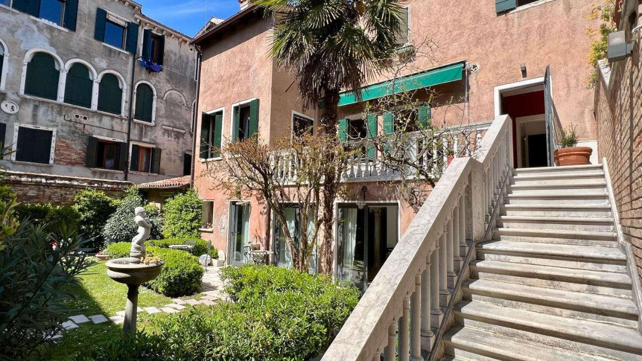 Apartment Flowery Venice