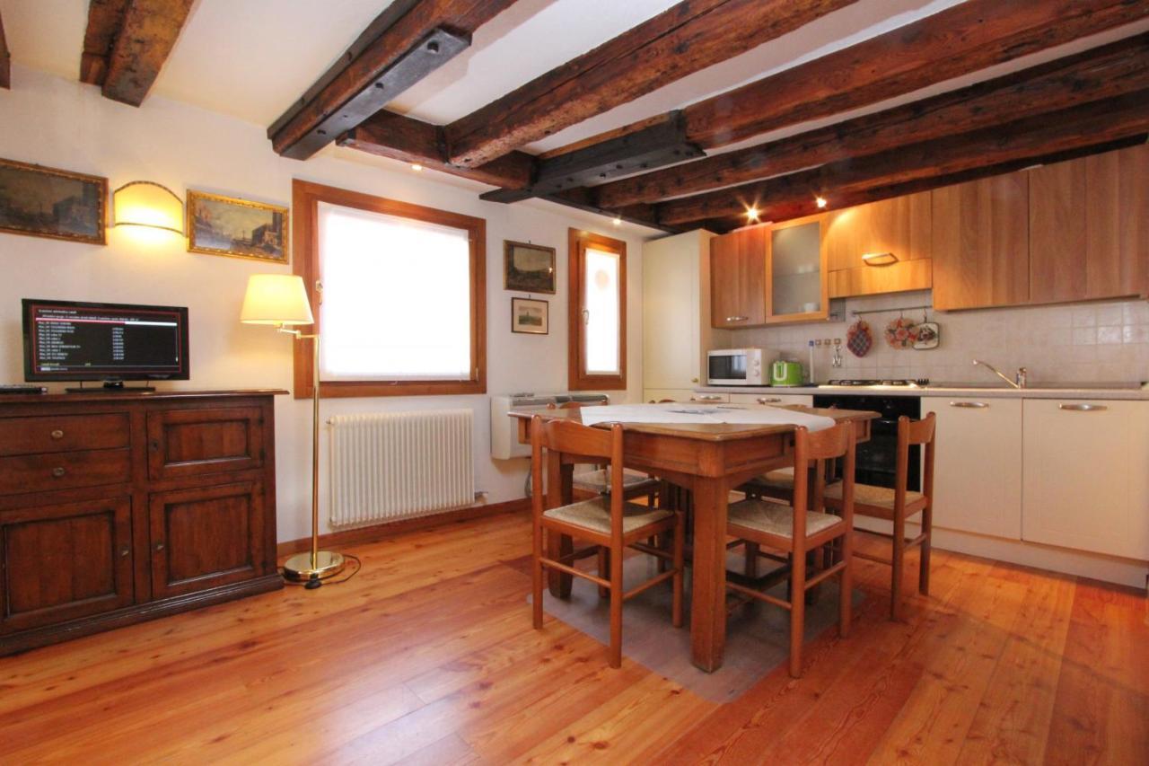 Dei Mori Apartment *