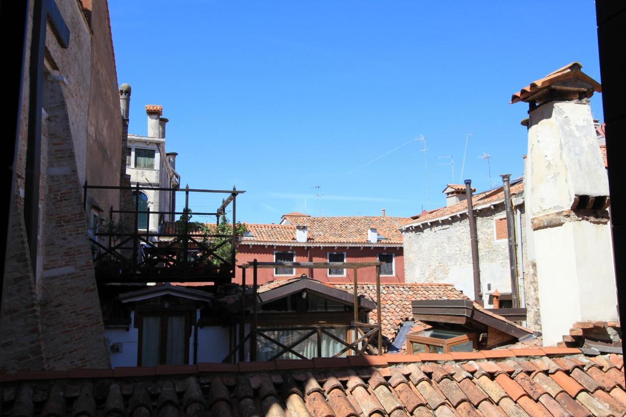 Rialto Apartment *