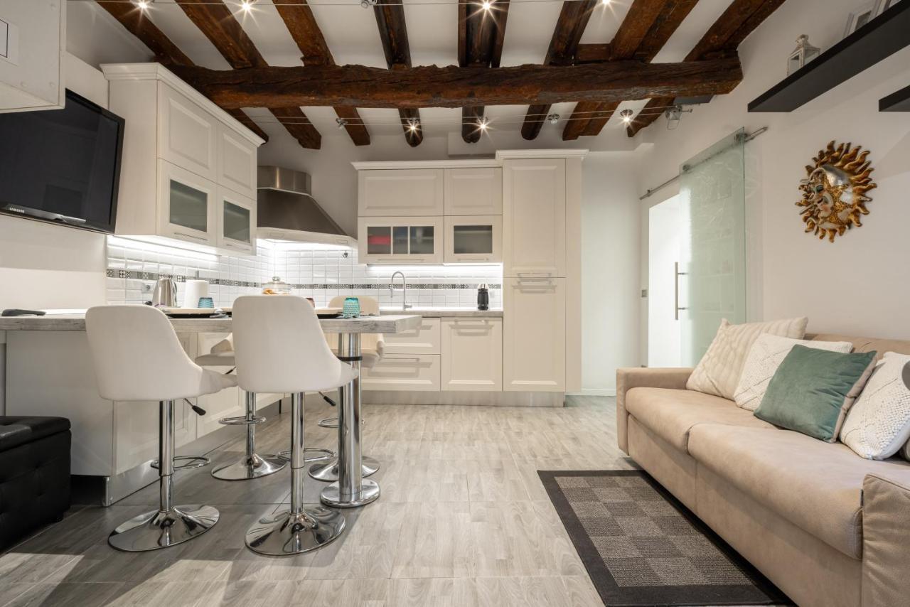 Rialto Boutique Venice