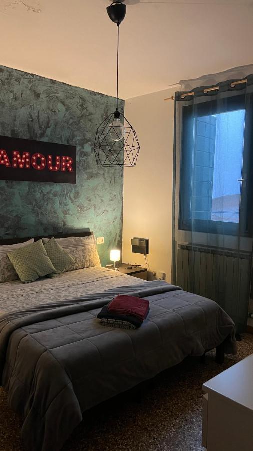 The Glamour Of San Marco Apartment