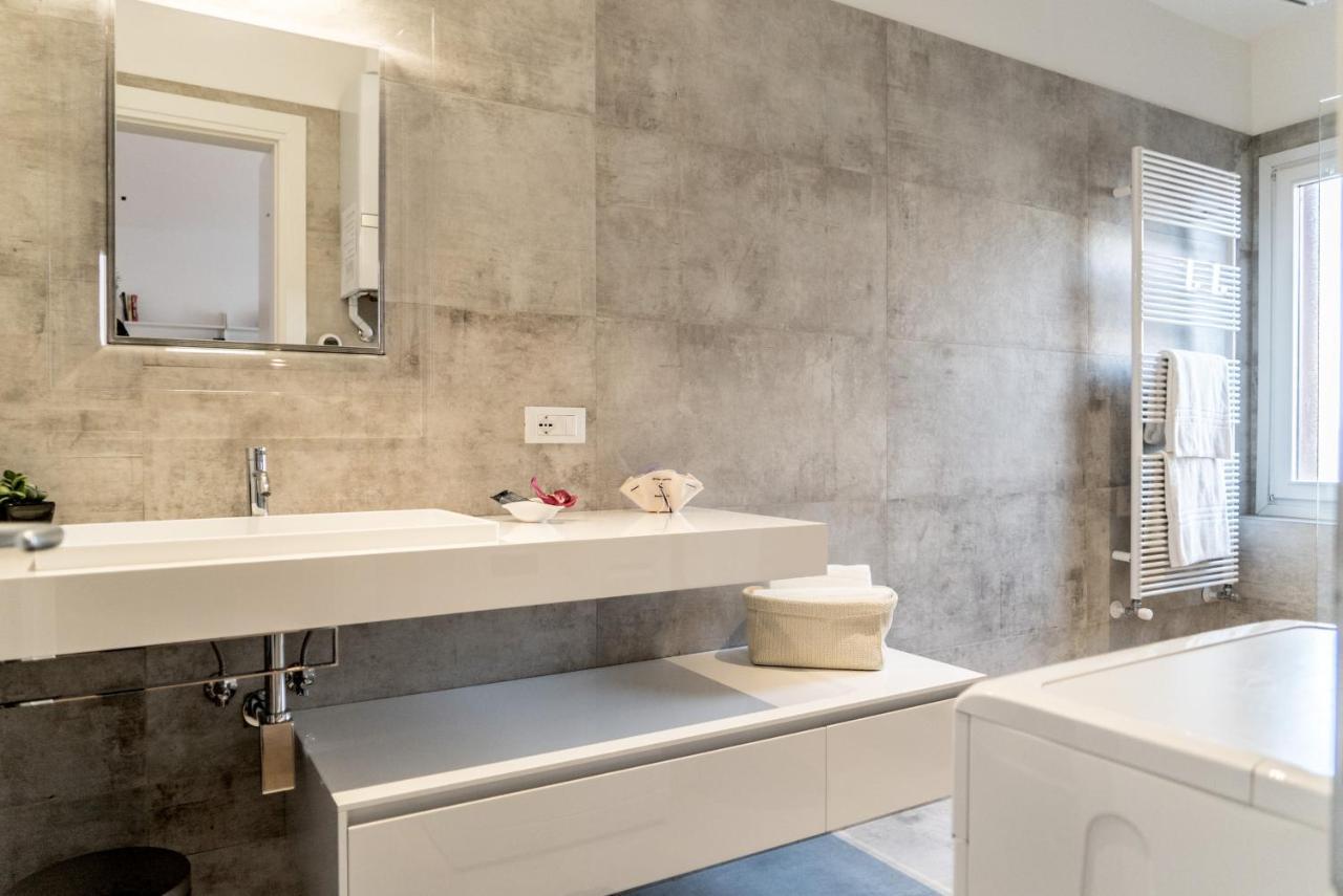 Apartment Apt. Modern Style