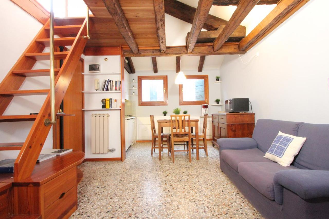 Rialto Apartment *