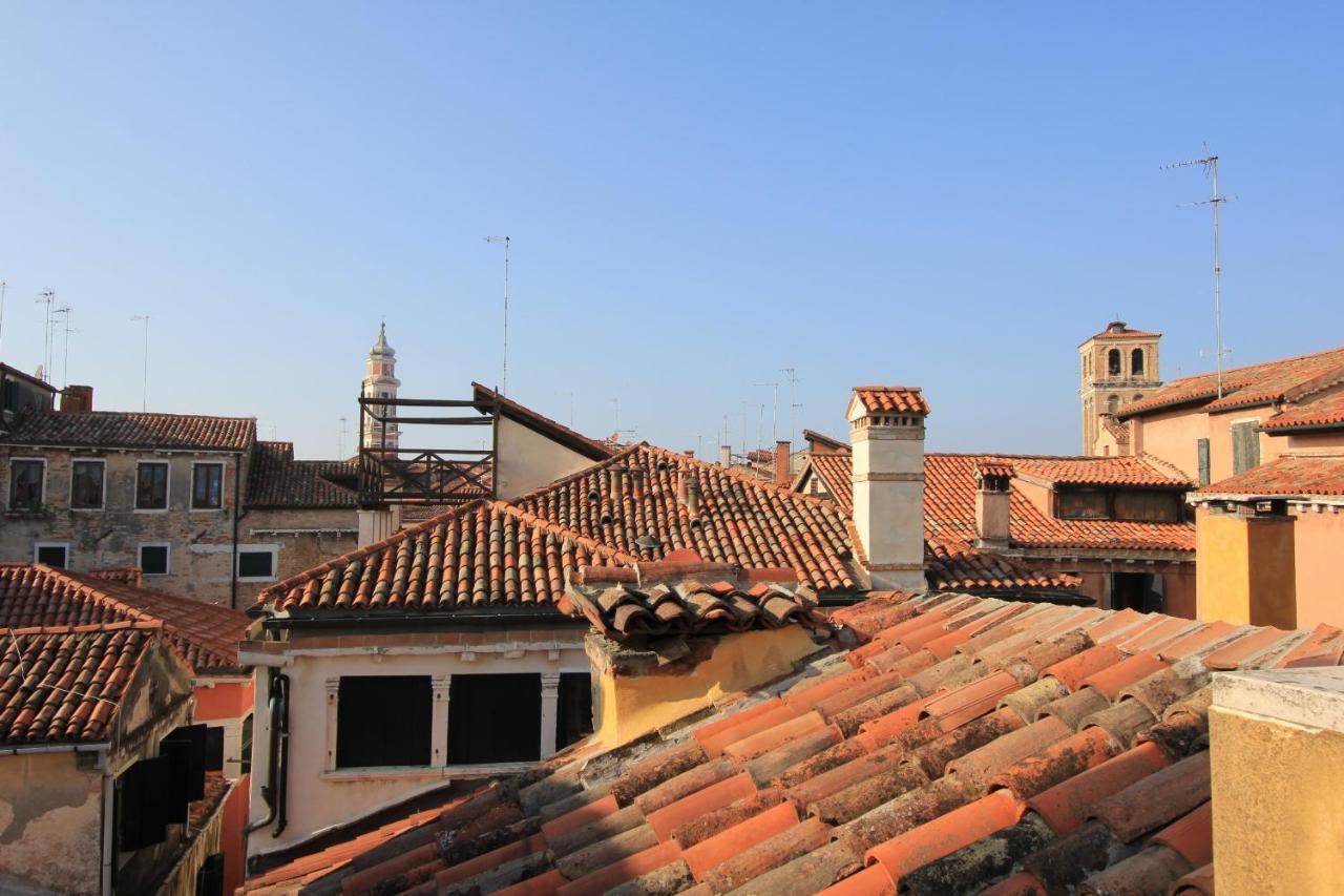 Rialto Apartment *