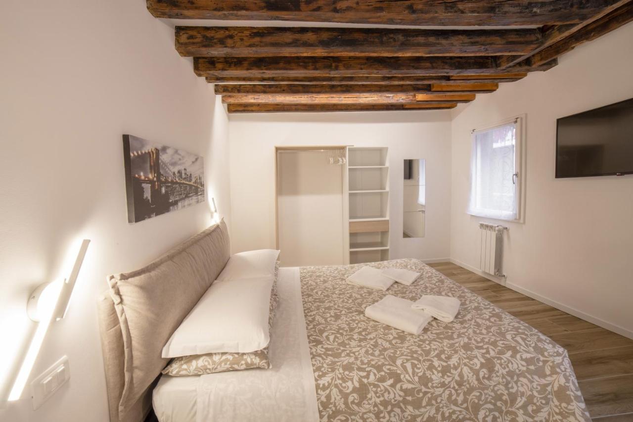 Apartment Primo Piano Venice, Castello Vicino Biennale *