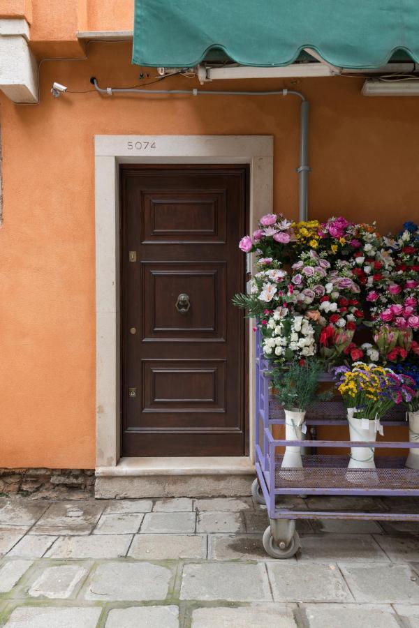 Apartamento Flowery House