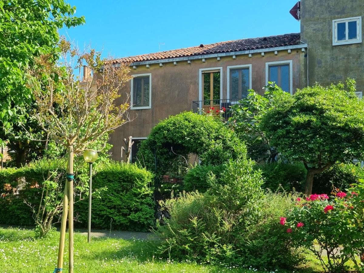 Apartment Angela Di House