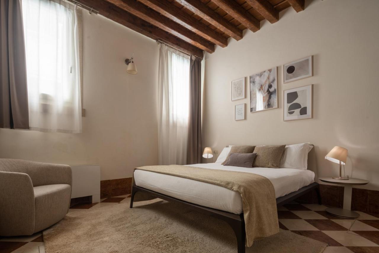 Lion Palace - San Marco R&r Apartment