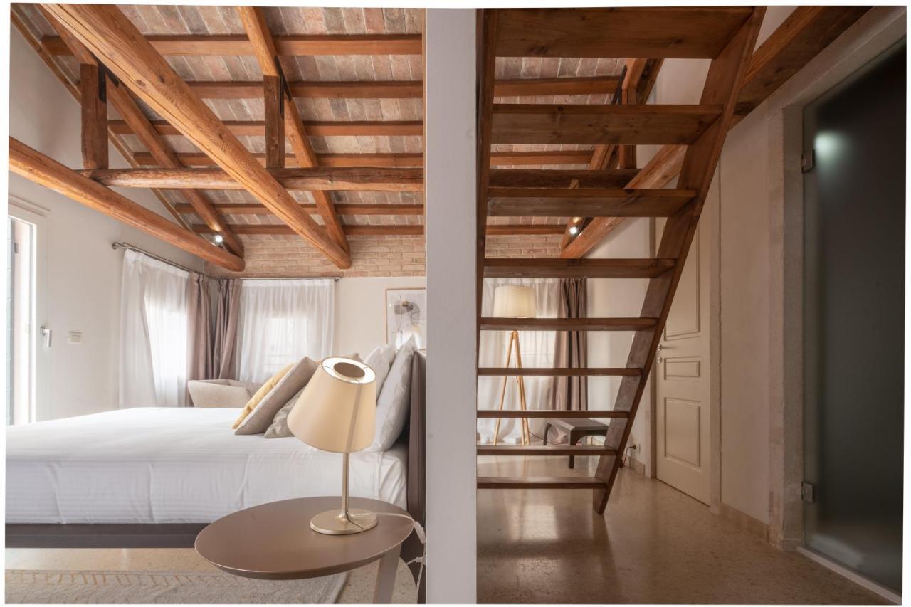 Apartment Lion Palace - San Marco R&r Venice