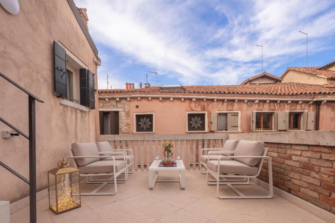 Apartment Lion Palace - San Marco R&r Venice