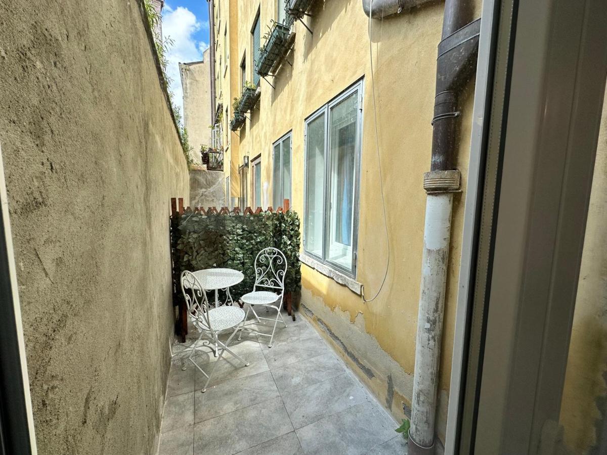 Calle De Le Pazienze Apartment