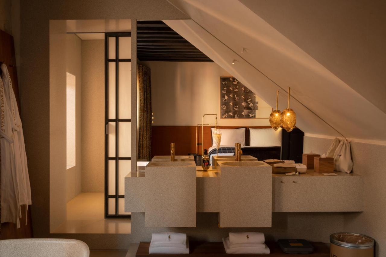 Hotel The 5*
